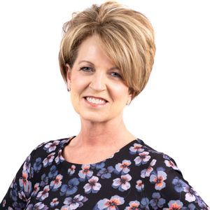 Meet your Posher, Julie